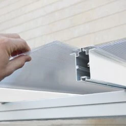 7' X 22' Palram Canopia Sierra White Clear Patio Cover (2.28m X 6.71m) -Halls || Lifetime || Keter Sales 703482 7x22 palram sierra white patio cover close up6 min 1