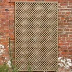Forest 5'11" X 2'11" Wisley Diamond Lattice Trellis Panel (1.8m X 0.9m)